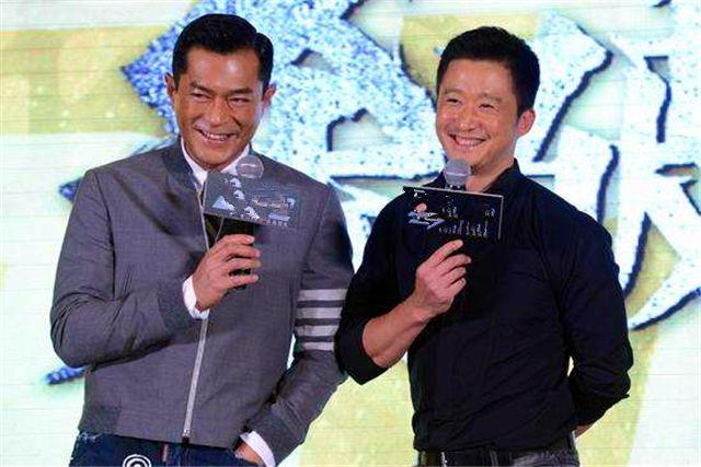新澳门近15期开奖记录和吴京的车又翻了与吴京车子